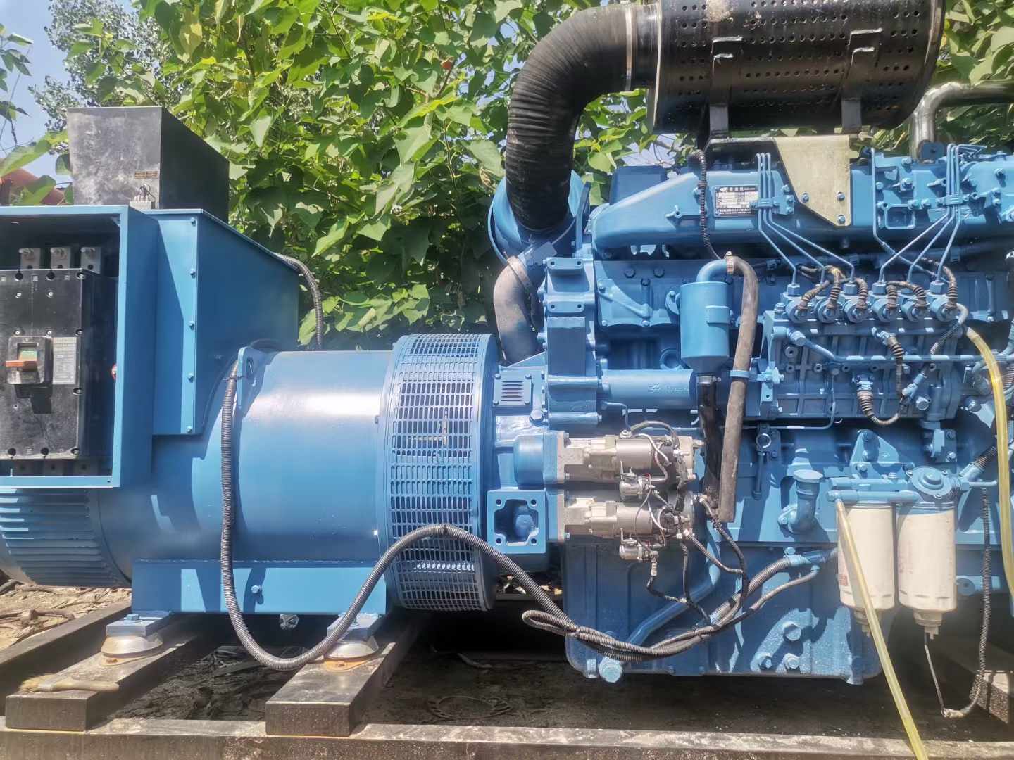东安详细说明降低 800kW 柴油发电机输出电流波动的方法