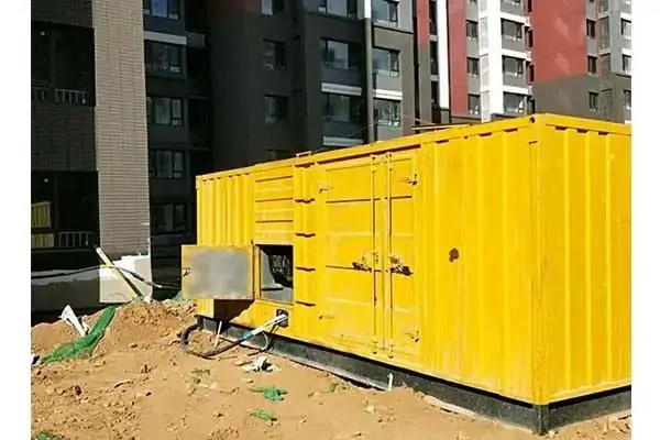 东安发电机租赁中燃油压力过低会对发动机的哪些部件造成损坏？