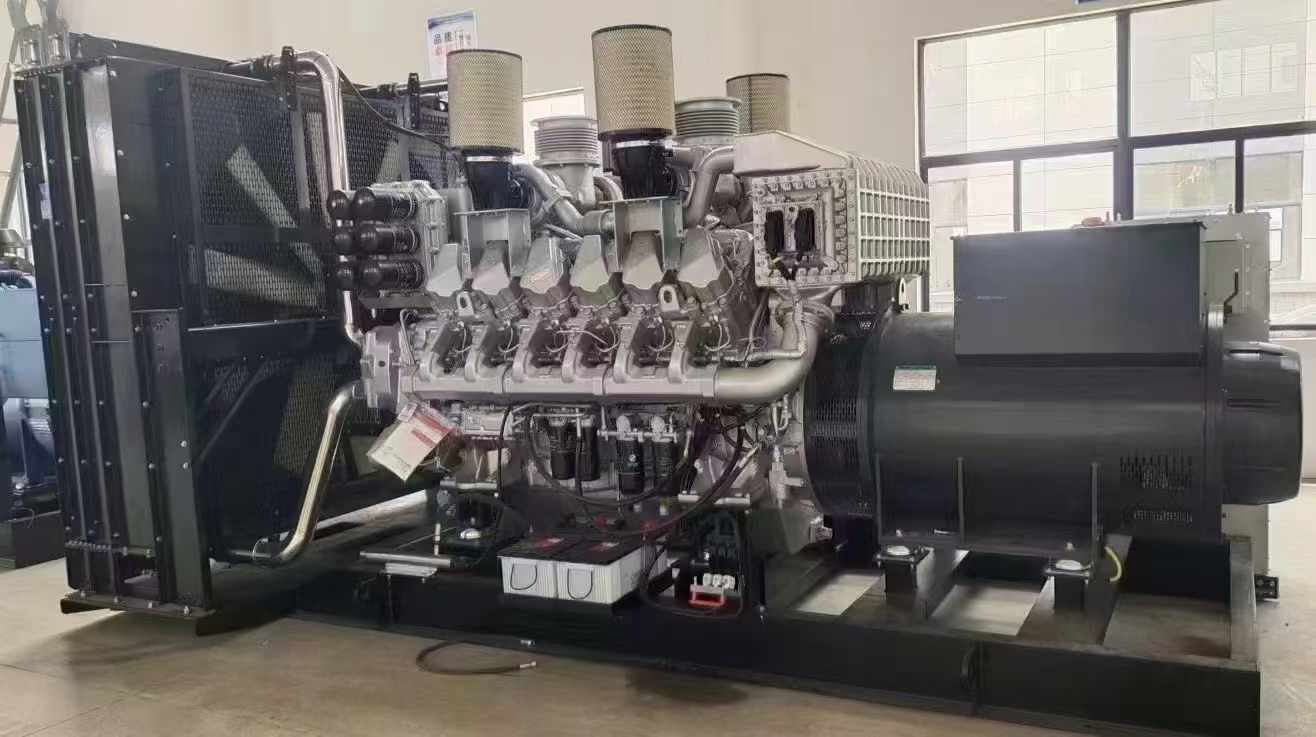 东安800KW柴油发电机组可以带动多少kw的设备？